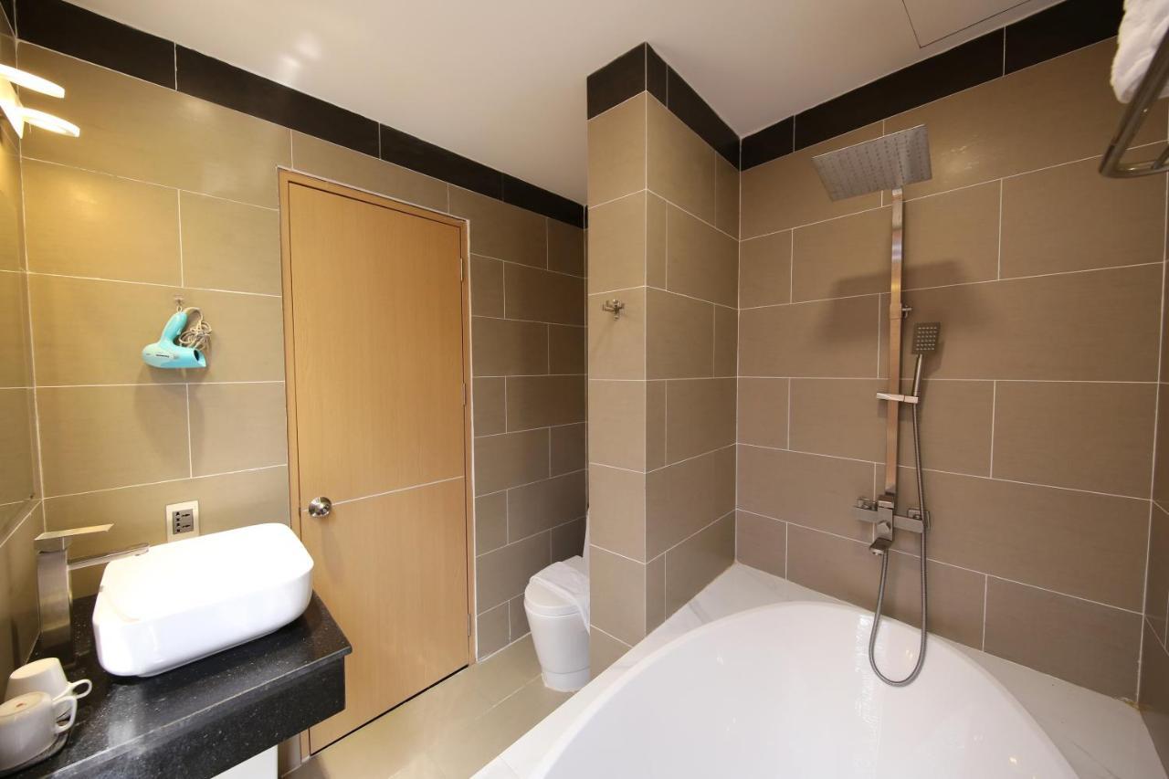 Varia Hotel Phu Quoc Bagian luar foto