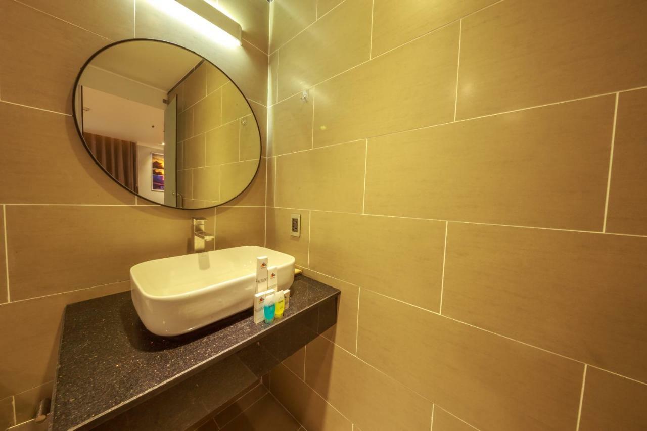 Varia Hotel Phu Quoc Bagian luar foto